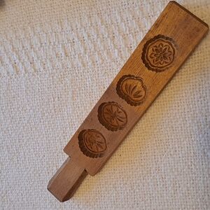 Vtg Hand-Carved Wooden Mooncake or Pastry Mold. 10" long